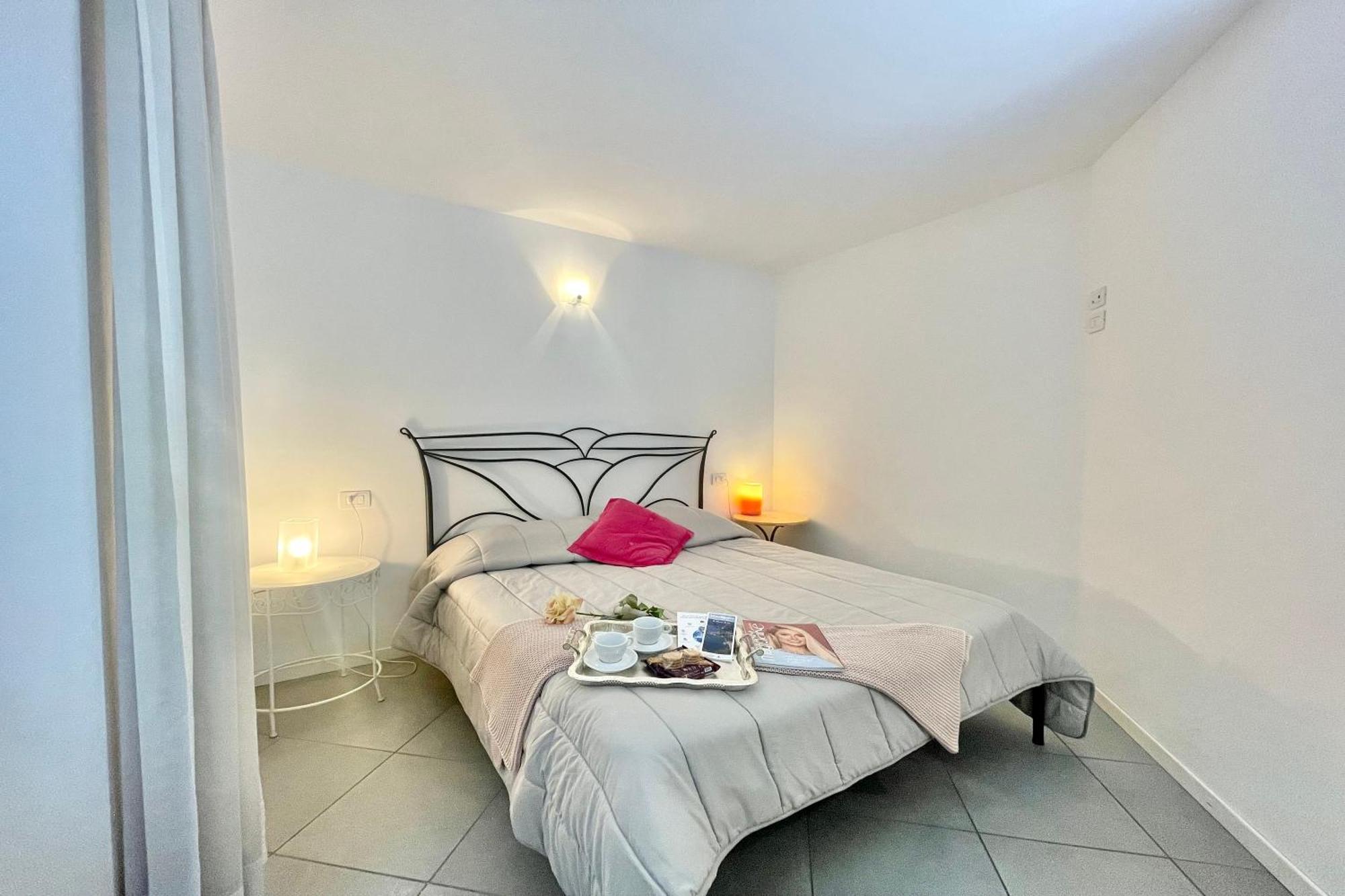 Apartamento Menaggio Fantastico Exterior foto